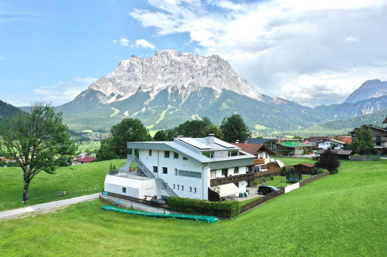 Haus am Schihang Lermoos Exterior foto